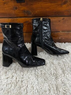 Ana Palma Women’s  Black Patent Leather, Block Heel Ankle Boots Sz 39 = 8.5